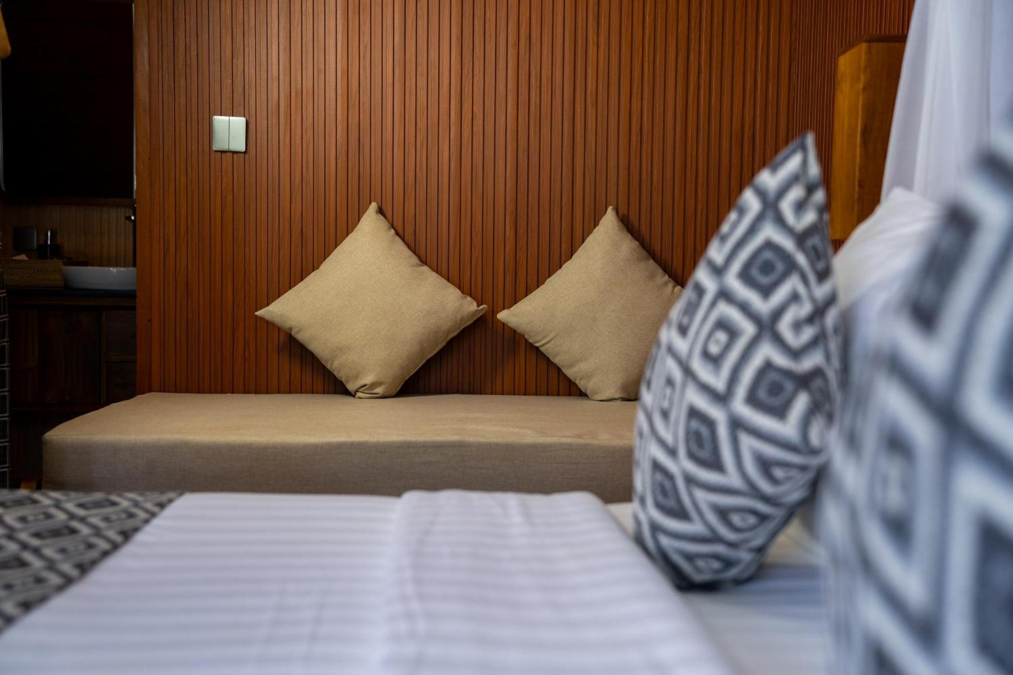 Puri Andong 4*