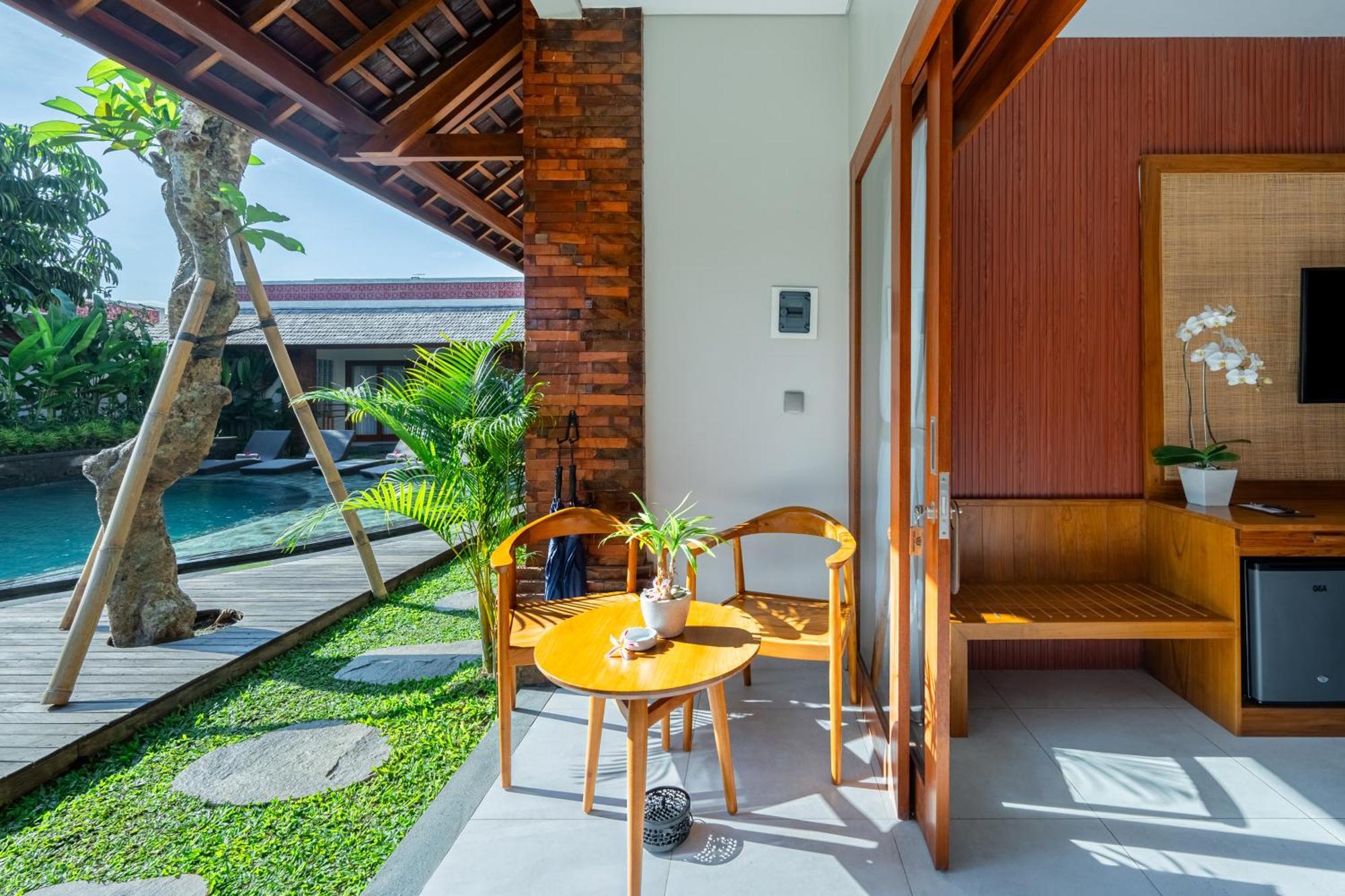 Hotel Puri Andong 4*